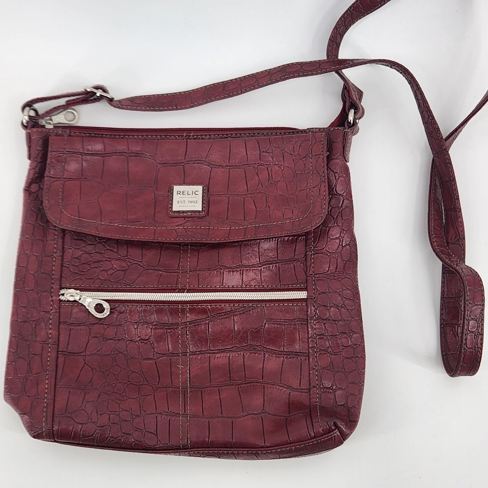 Relic Burgundy Croc Embossed Crossbody Bag Faux Leather Purse Flap Front Purse‎